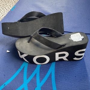 Michael Kors Platform Wedge Flip Flops Black/White Size 11 / very used